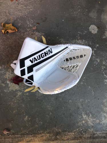 White Senior Regular VE8 Pro Carbon Pro Stock