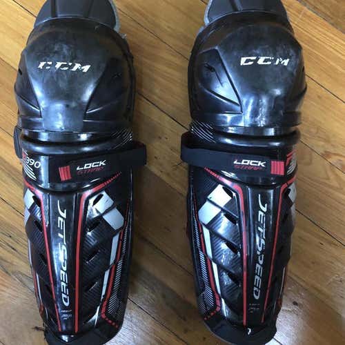 Used Senior CCM JetSpeed FT390 Shin Pads