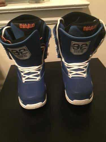 Men's Size 8.0 (Women's 9.0) Thirty Two TM-Two Stiff Flex Snowboard Boots