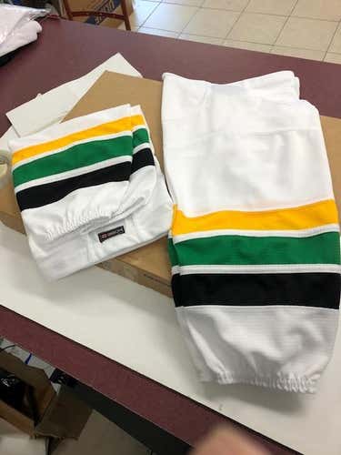 White New Northstars Senior Large KOBE Socks