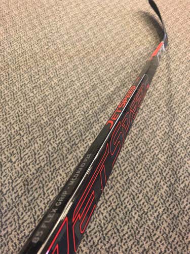 Senior Right Handed Jetspeed FT3 Pro P28 Pattern 85 Flex Hockey Stick