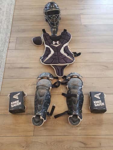 Under Armour Catcher Set