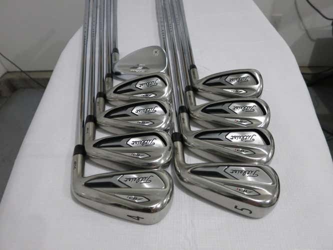 Titleist 718 AP1 Iron Set 718AP1 - 4-PW, AW, SW - AMT Red R300 Regular Steel