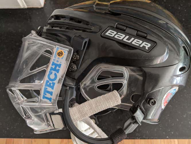 Black Used XS Bauer BHH5100 Helmet