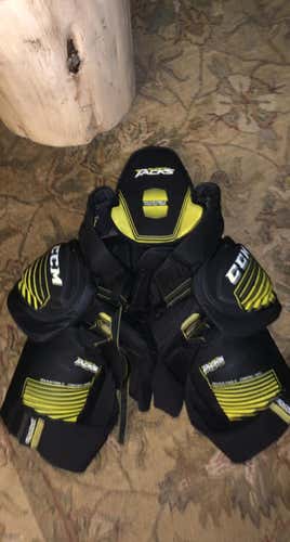 Senior Medium CCM Super Tacks Hockey Pants