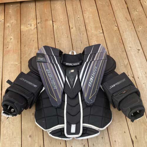 Senior Medium Bauer Supreme 1S  Goalie Chest Protector