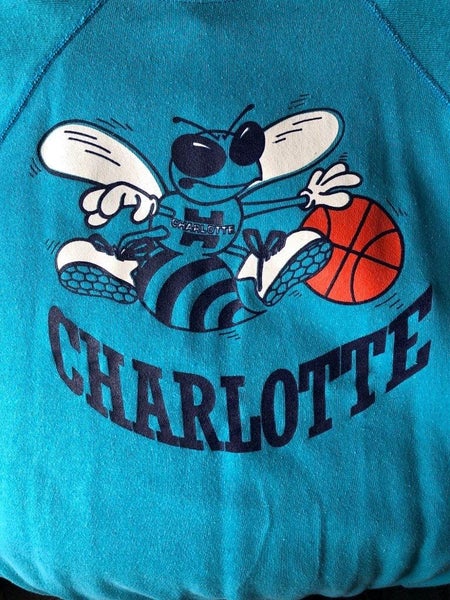 Vintage Charlotte Hornets Sweatshirt