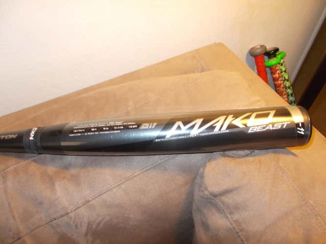 New Kid Pitch (9YO-13YO) USSSA Certified 2017 Easton Composite Mako Beast Bat (-11) 19 oz 30"