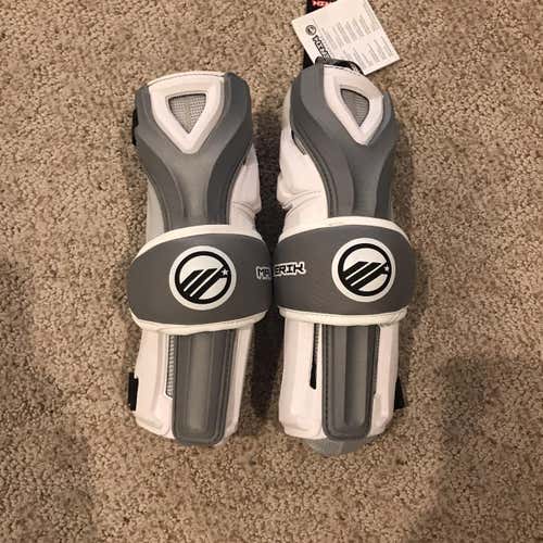 New Large Maverik Rome RX Arm Pads