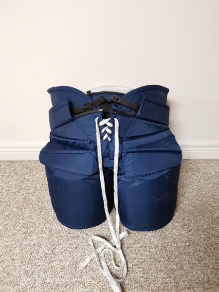 NHL Pro Return (Capitals) CCM HPG 14a Hockey Goalie Pants (fit 2 - Medium/Large)