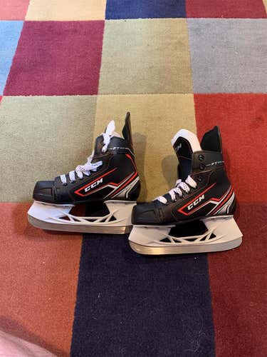 Youth CCM CCM Jetspeed FT340 Size 13 Hockey Skates