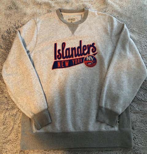 New XL New York Islanders CCM Crew Sweatshirt
