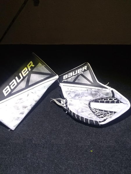 Bauer Supreme S150 senior glove and blocker