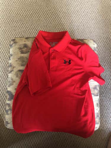 Red Youth XL Under Armour Shirt