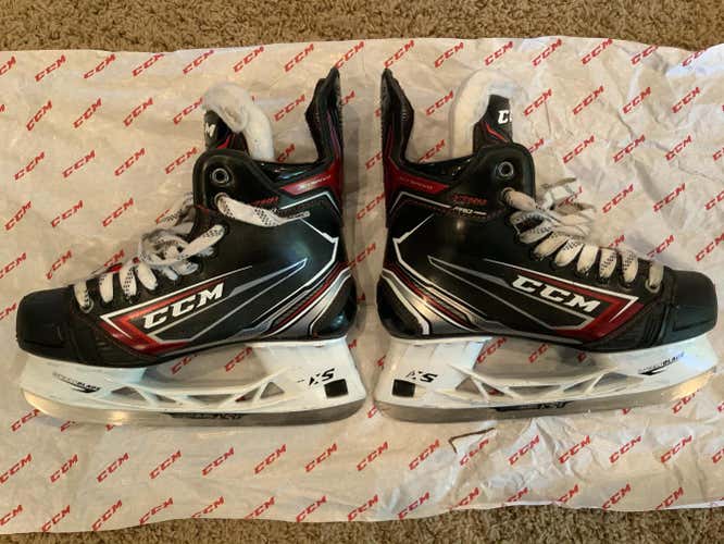 Used Junior CCM Jetspeed Extra Pro Hockey Skates Size 6