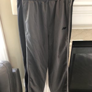 Gray Youth Size Medium New Balance Pants