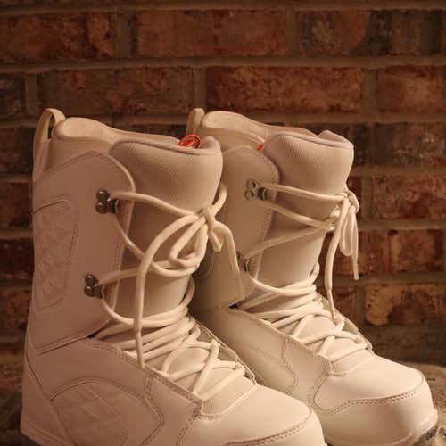 Women's Size 10, Thirty Two Shifty Snowboard Boots