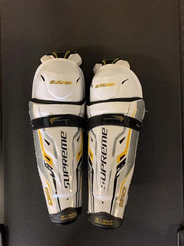 Junior Bauer Supreme 190  Shin Pads
