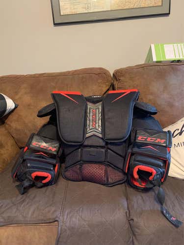 Intermediate Small CCM Flex extreme 1.9 Goalie Chest Protector