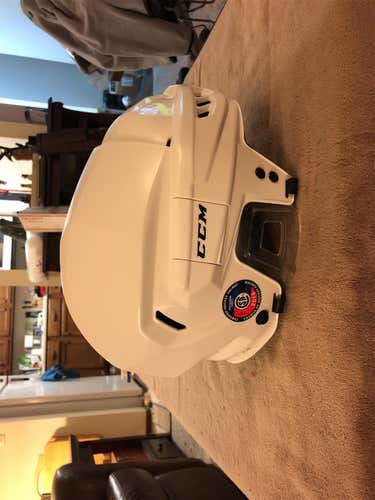 White Used Large CCM FL500 Helmet