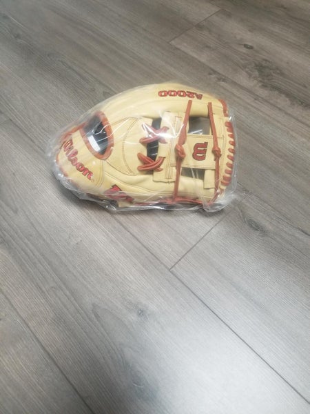 New 2021 Wilson Right Hand Throw A2000 Baseball Glove 11.75" No Trade
