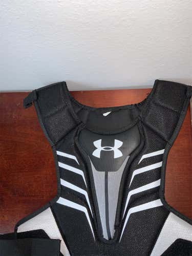 Used Large Under Armour Revenant Shoulder Pads