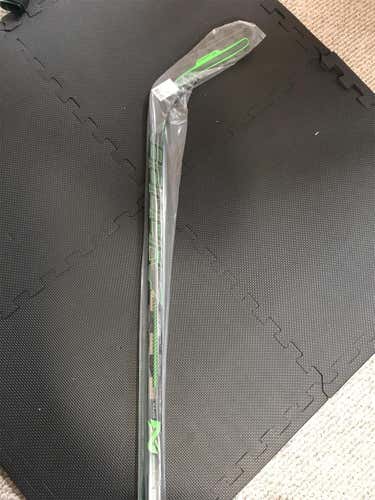 Senior Right Handed Nexus ADV Mid Pattern  Hockey Stick