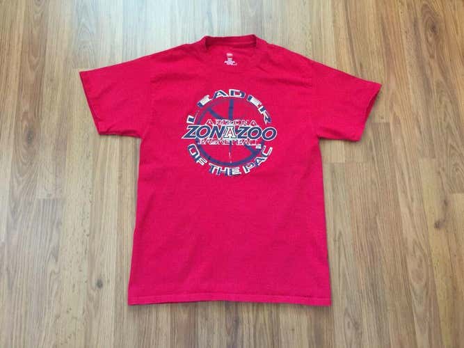 Arizona Wildcats NCAA SUPER AWESOME LEADER OF THE PAC Size Medium T Shirt!