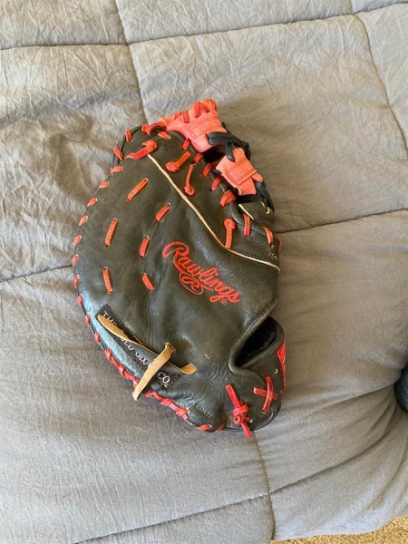 Used First Base Heart of the Hide 12.5" Baseball Glove