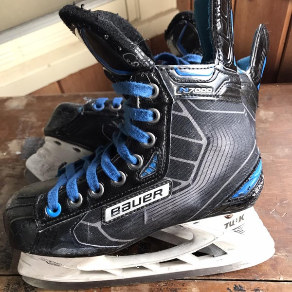 Youth Bauer Nexus N7000 Regular Width Size 3 Hockey Skates