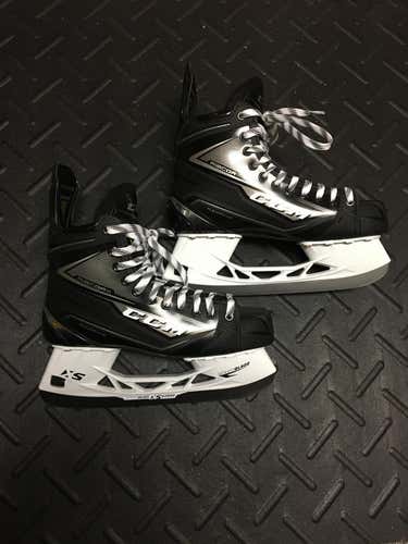 DEMO CCM Ribcor 80K Skates 6D