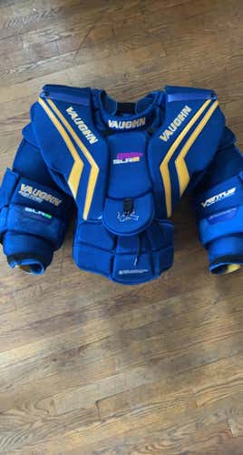 Senior Large Vaughn Ventus SLR Pro Carbon Chest and Arm Protector Pro Stock Goalie Chest Protector