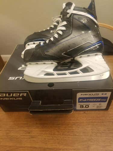 Used Senior Bauer Nexus Freeze Pro Hockey Skates Regular Width Size 9