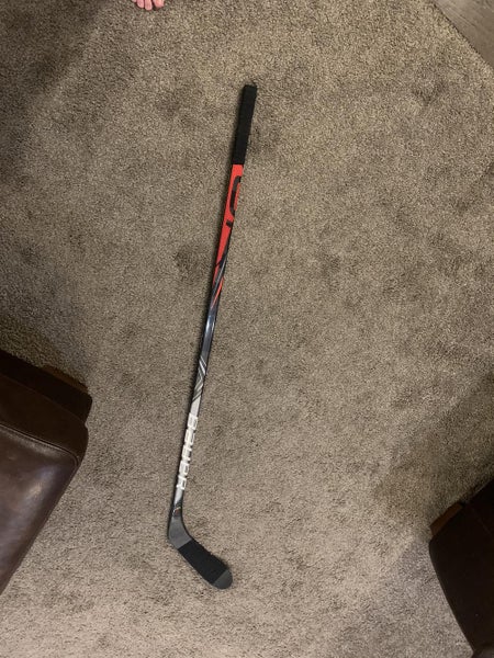 New Intermediate Bauer Left Hand Vapor FlyLite Hockey Stick Pro Stock