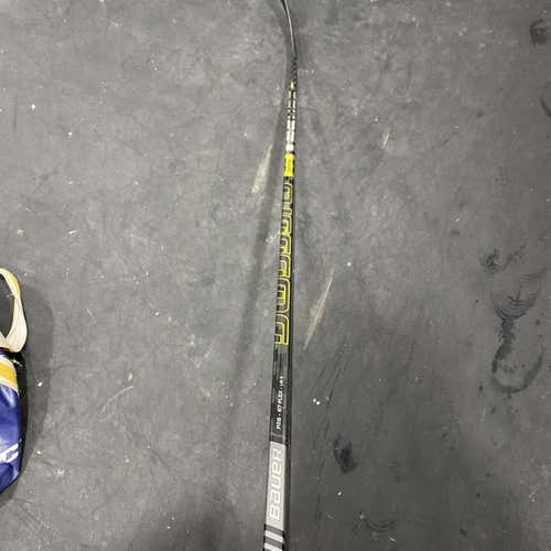 Senior Right Handed Supreme 2S Pro Toe Pattern Hockey Stick