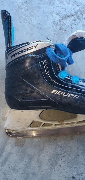 Used Youth Bauer Prodigy Hockey Skates Size 13