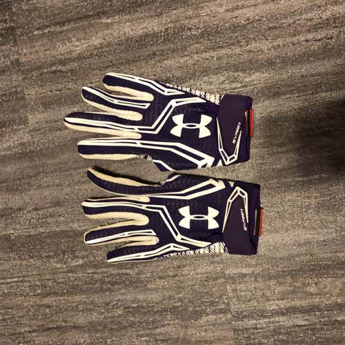 Used Under Armour Swarm Gloves