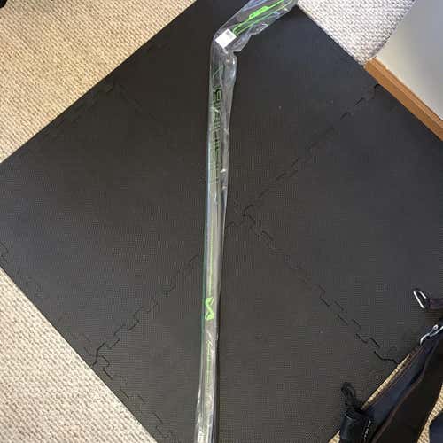 Senior Left Hand Nexus ADV Mid Pattern  Hockey Stick