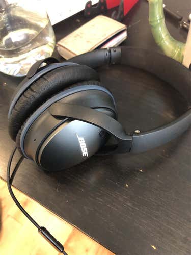 Used Headphones Bose Qc25