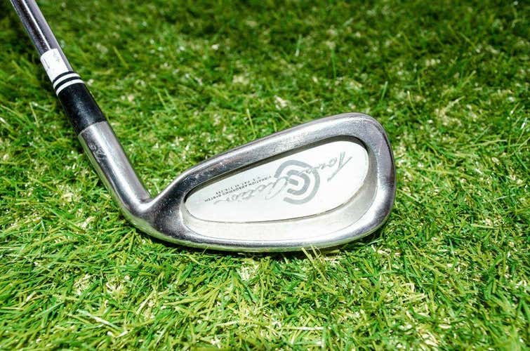 Cleveland 	Tour Action 5	3 Iron 	Right Handed 	39"	Steel 	Stiff	New Grip