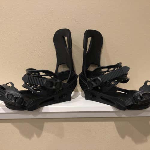Like New Men's Medium Burton Cartel All Mountain Snowboard Bindings
