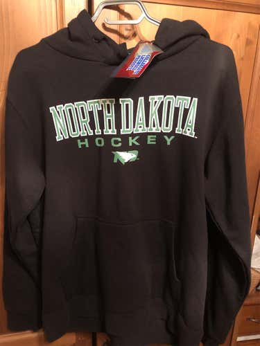 Brand New North Dakota Fighting Hawks Black Adult Medium Fanatics Hoodie