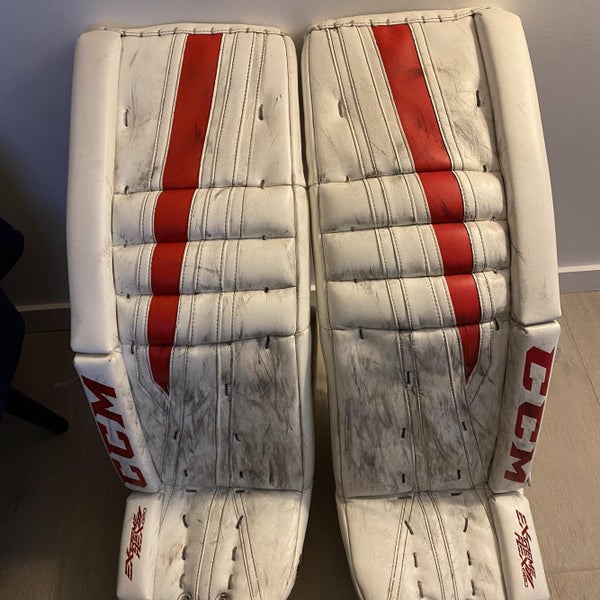 Red Senior 34" CCM Eflex 2 860 Goalie Leg Pads