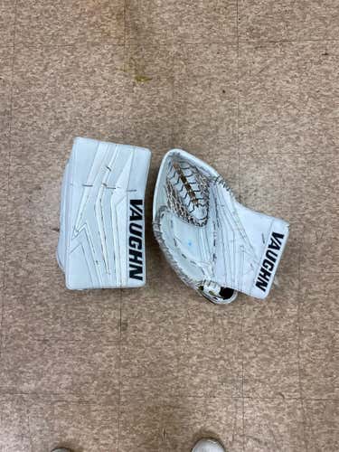 Junior Full Right Vaughn Velocity V9 Blocker Catcher Set