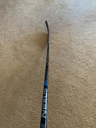 Bauer RH ADV stick dressed as 2N Pro flex P92