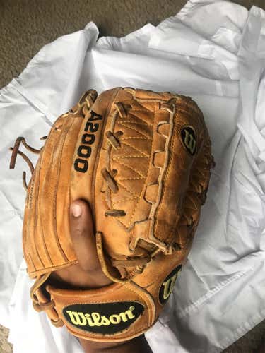 Orange High School/College Infield A2000 11.75" Baseball Glove