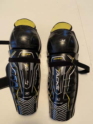 Used CCM Tacks 3092 Shin Pads