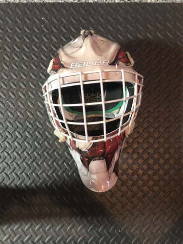 Red Senior Bauer NME 4 Goalie Mask