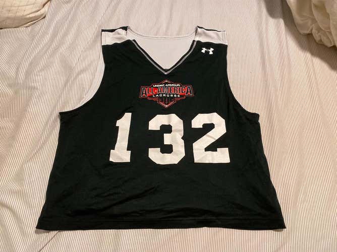 NWOT Under Armor All American Pinnie