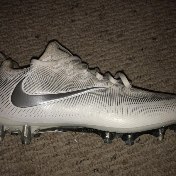 Nike VPR Mens Lacrosse/ Football Clear (8.5)
